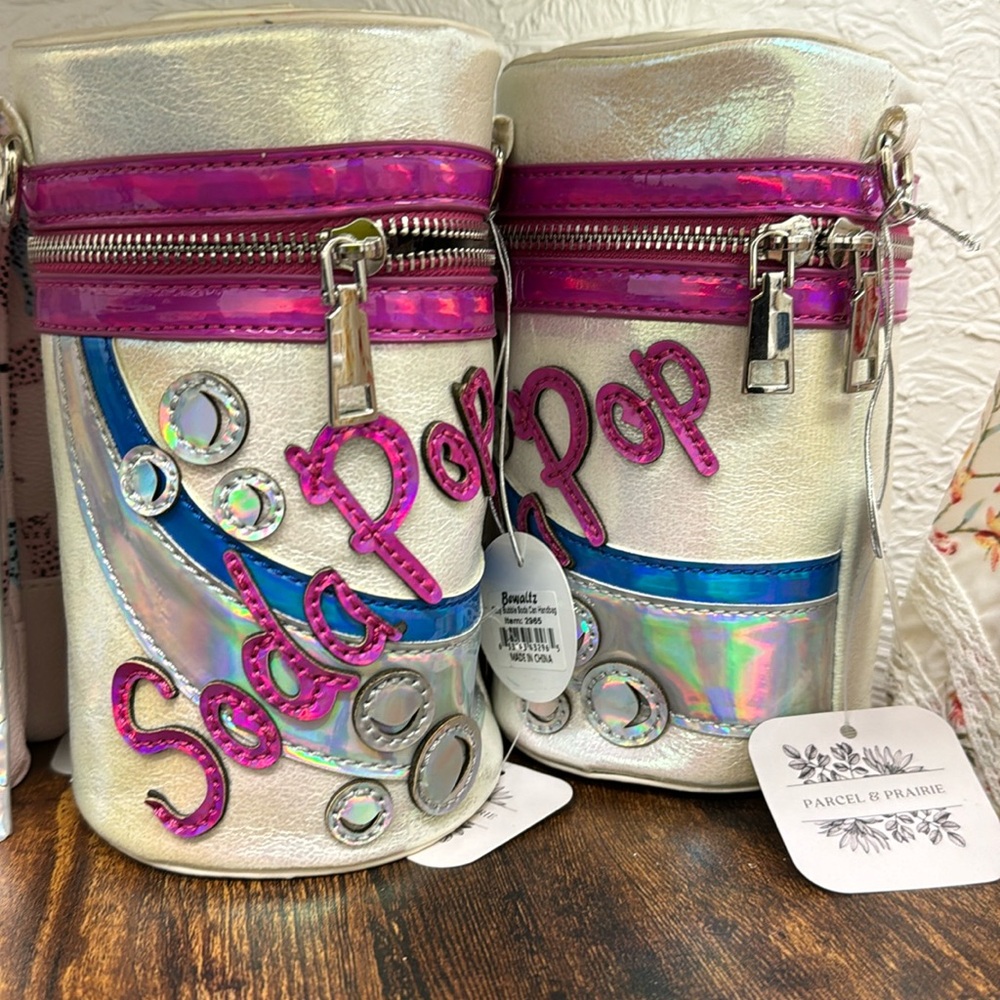 Soda pop novelty purse